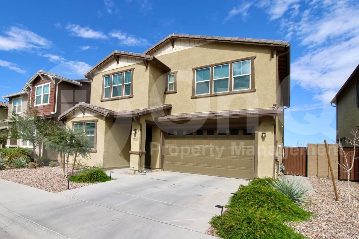 1130 E Armstrong Way - Photo 2 of 34