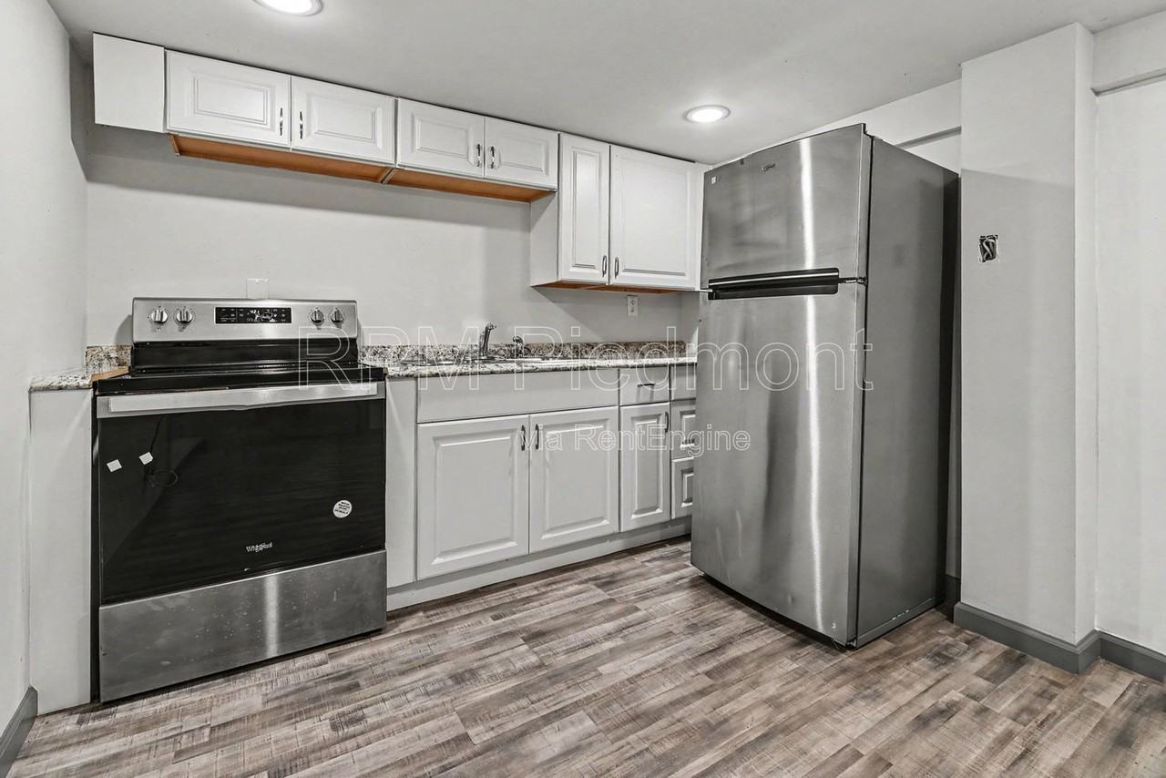 3181 Church St #C - Photo 7 of 18