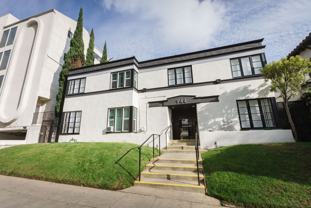 944 Tiverton Avenue - Photo 1 of 1