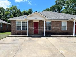 featured image of 1447 Brazil Ave