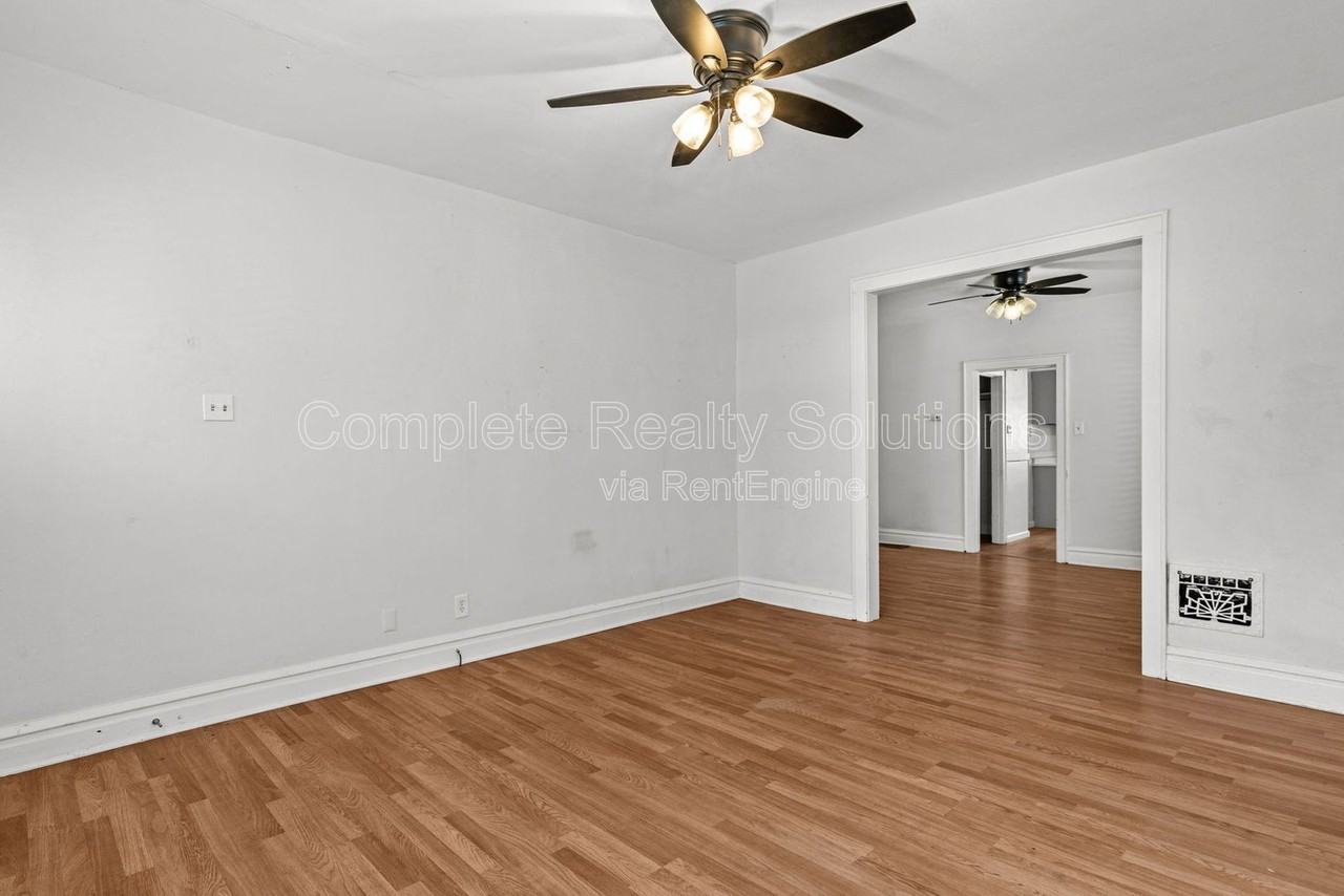 4765 Goethe Ave #4763-1F - Photo 7 of 27