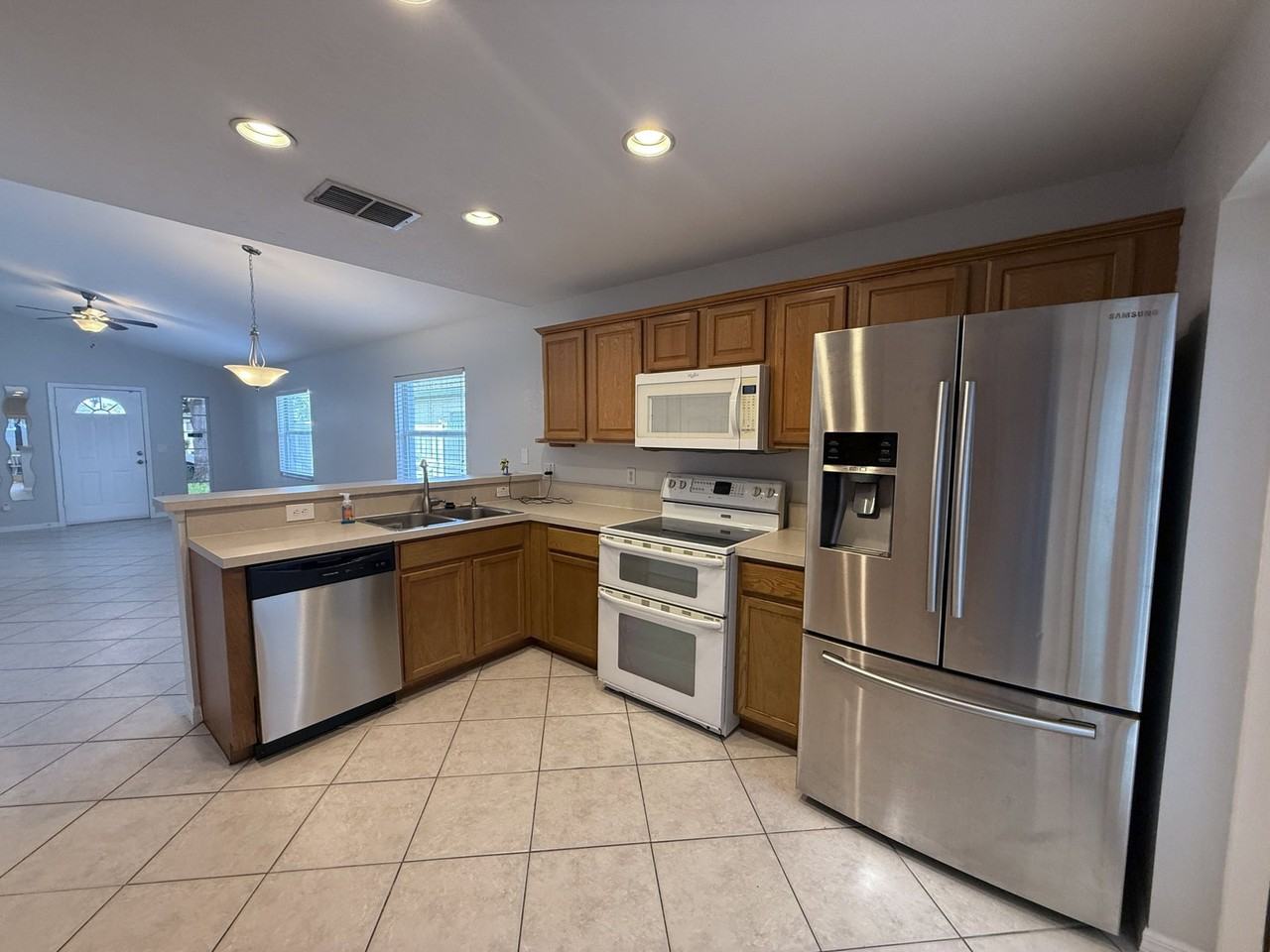 1084 Amanda Kay Cir #1 - Photo 5 of 13