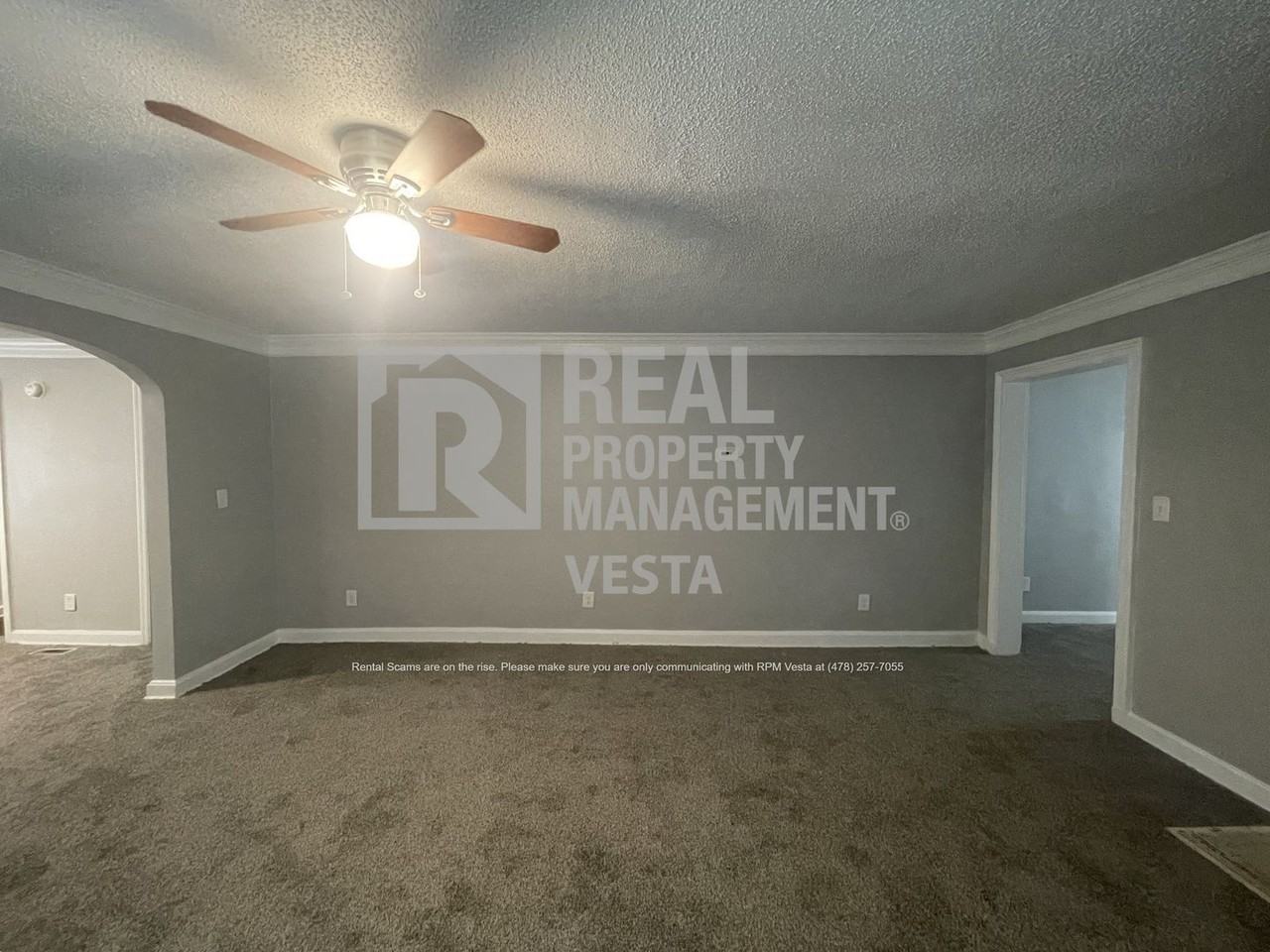 444 Corbin Ave - Photo 2 of 25