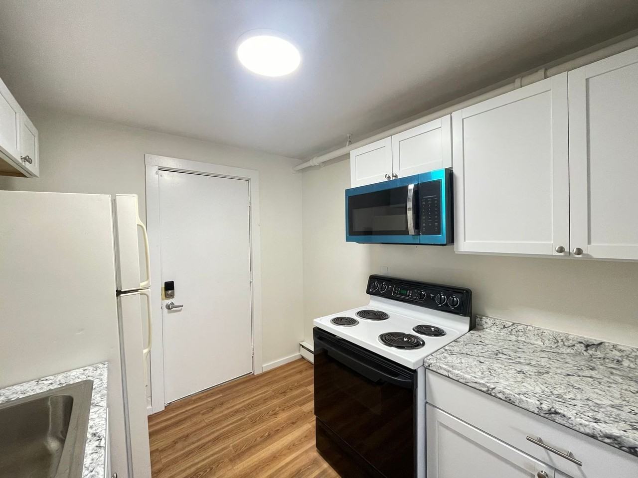 251 Pine St #101 - Photo 2 of 13