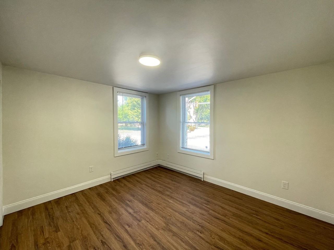 251 Pine St #101 - Photo 7 of 13