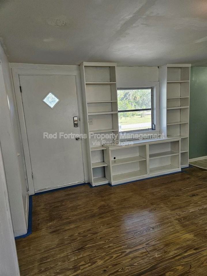 3005 Beatrice Pl - Photo 4 of 12