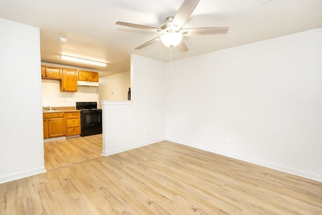 5326 Slayton Ave #5324 - Photo 4 of 12