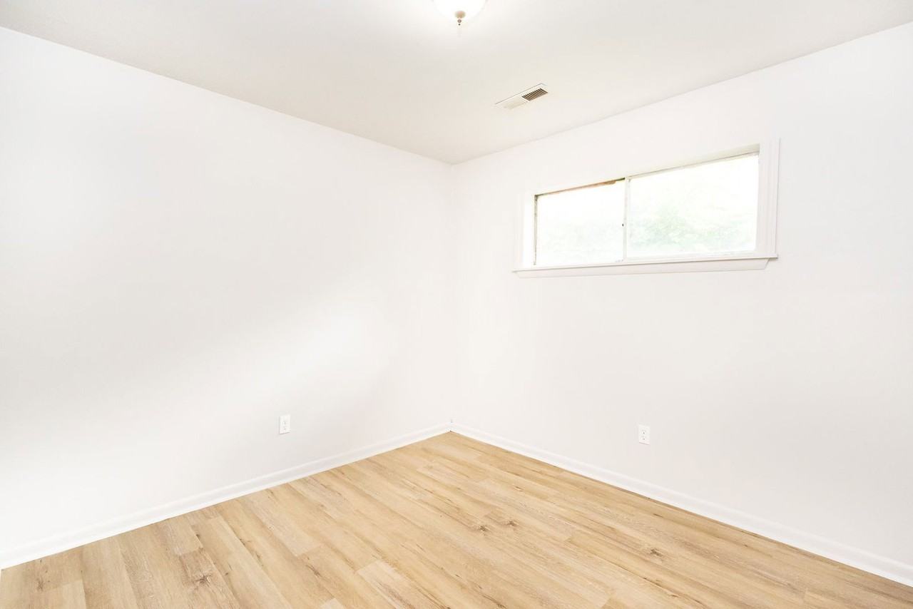 5326 Slayton Ave #5324 - Photo 7 of 12