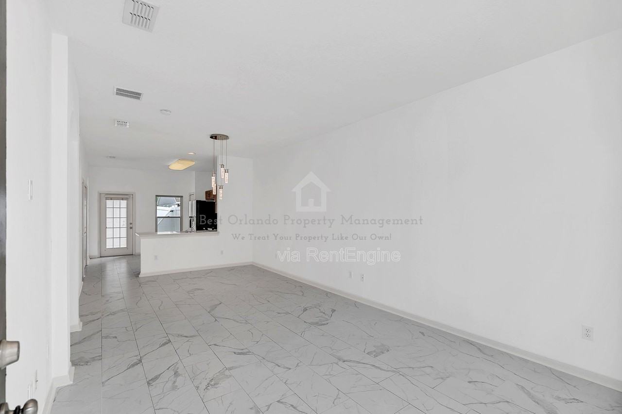 14057 Wild Majestic St #1 - Photo 5 of 23