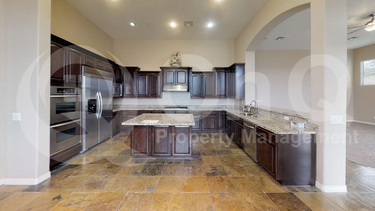 36435 N Porta Nuova Rd - Photo 3 of 21