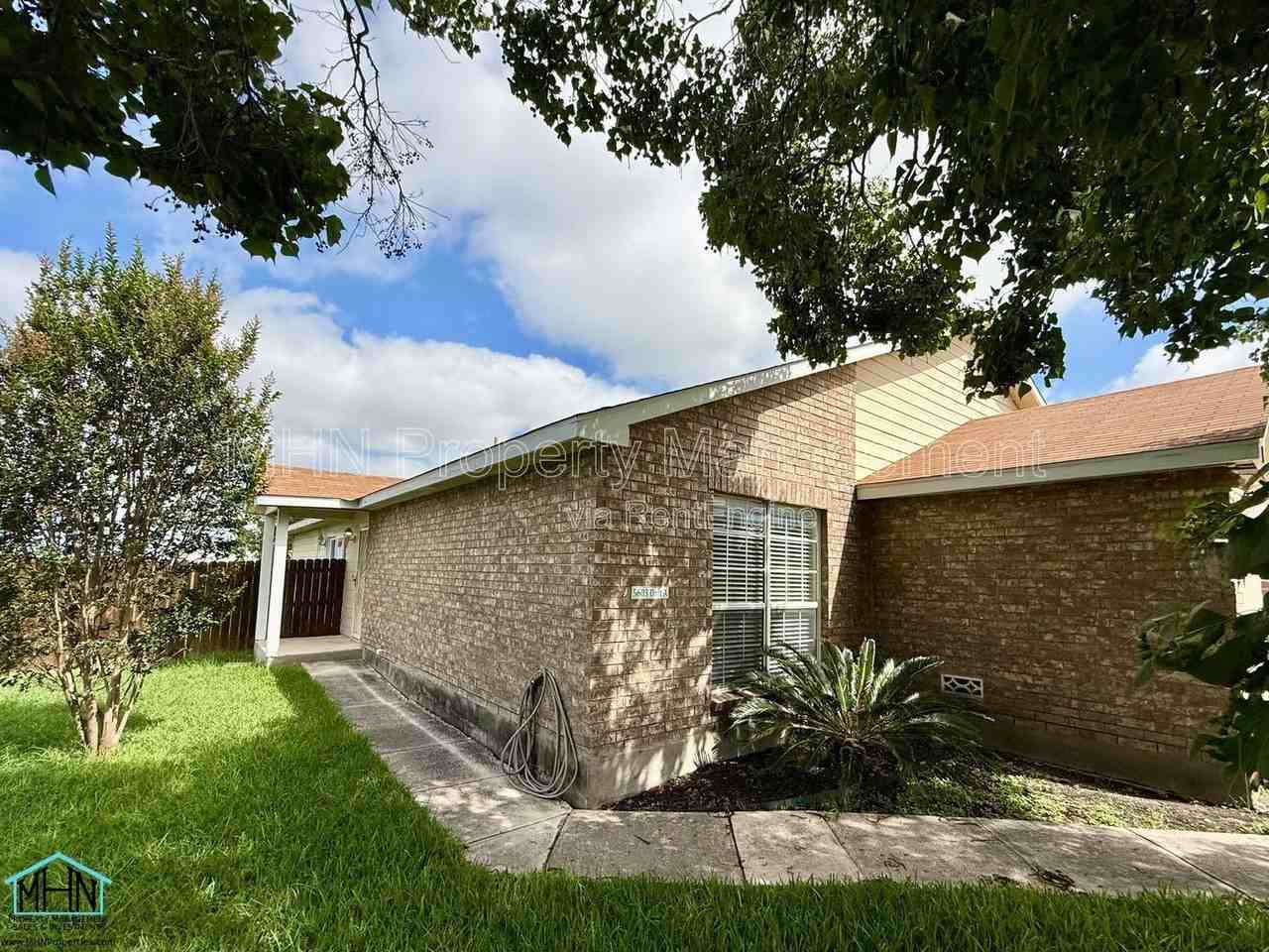 5603 Lakebend West Dr #A - Photo 2 of 15