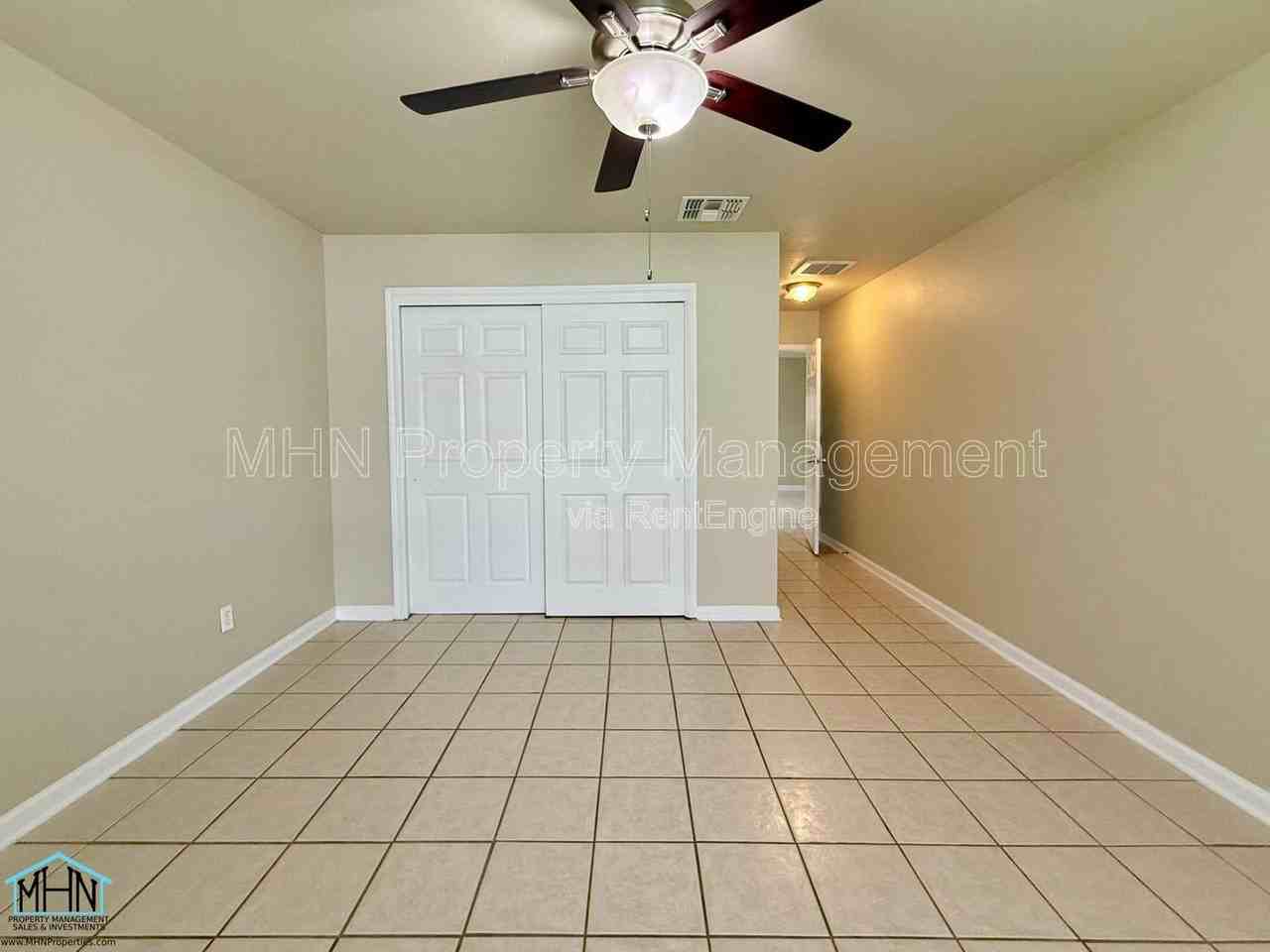 5603 Lakebend West Dr #A - Photo 3 of 15