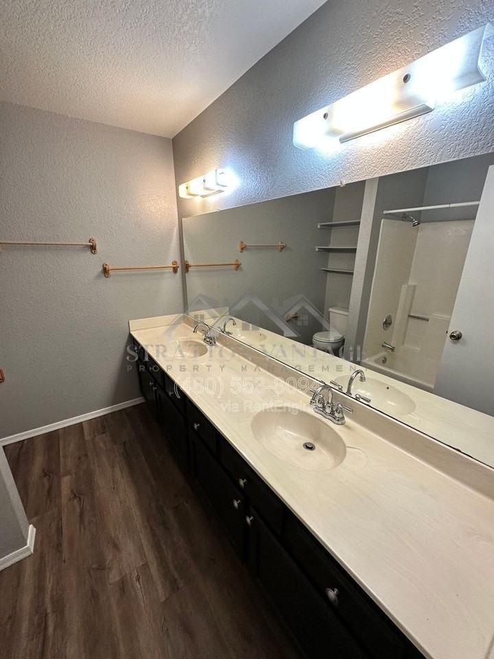 2929 E Broadway Rd #12 - Photo 7 of 28