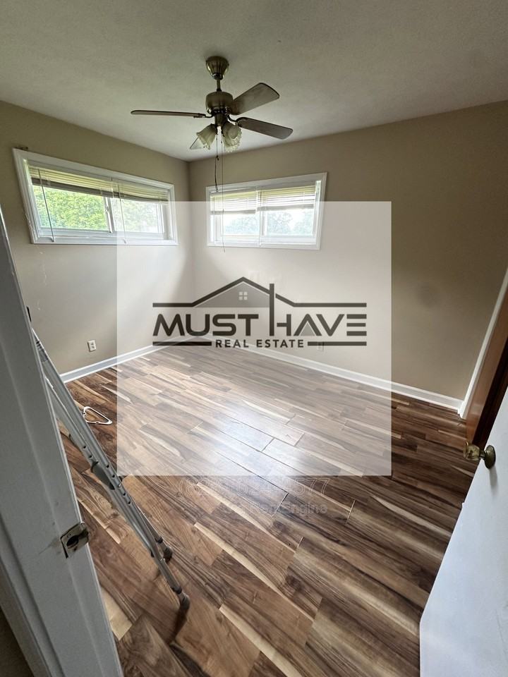 4390 Sawmills School Rd #1 - Photo 5 of 17