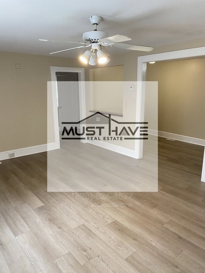 202 Newland Pl Nw - Photo 4 of 10