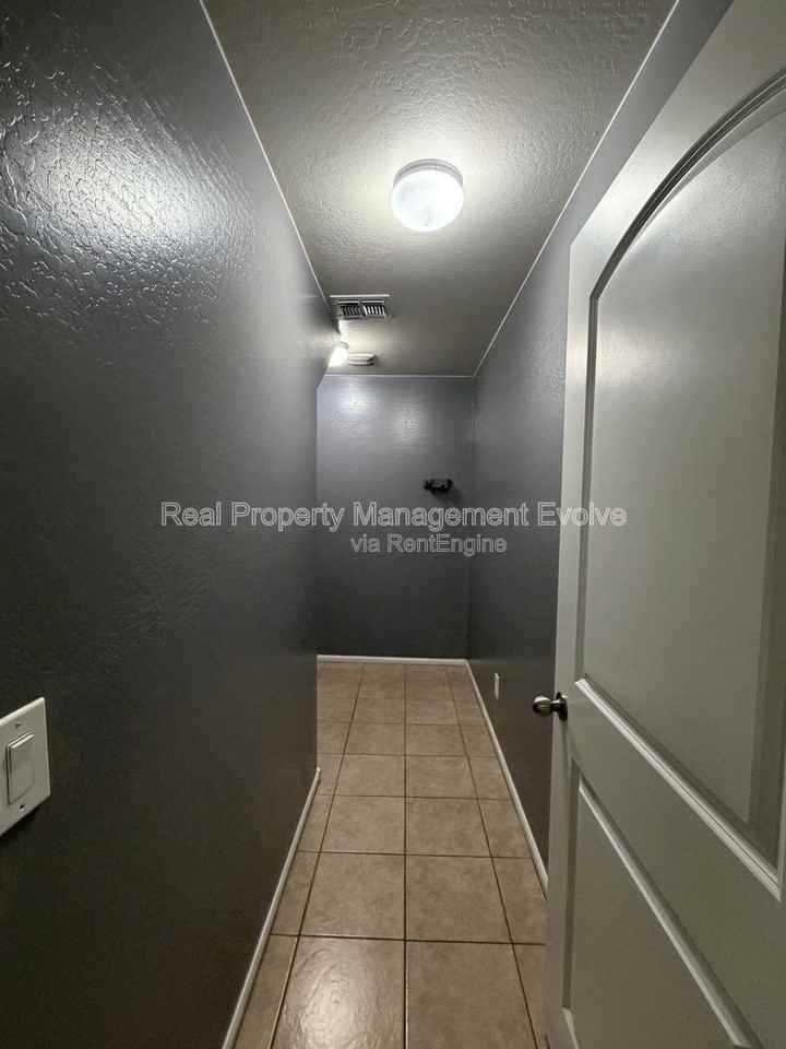 7724 W Pipestone Pl - Photo 5 of 24