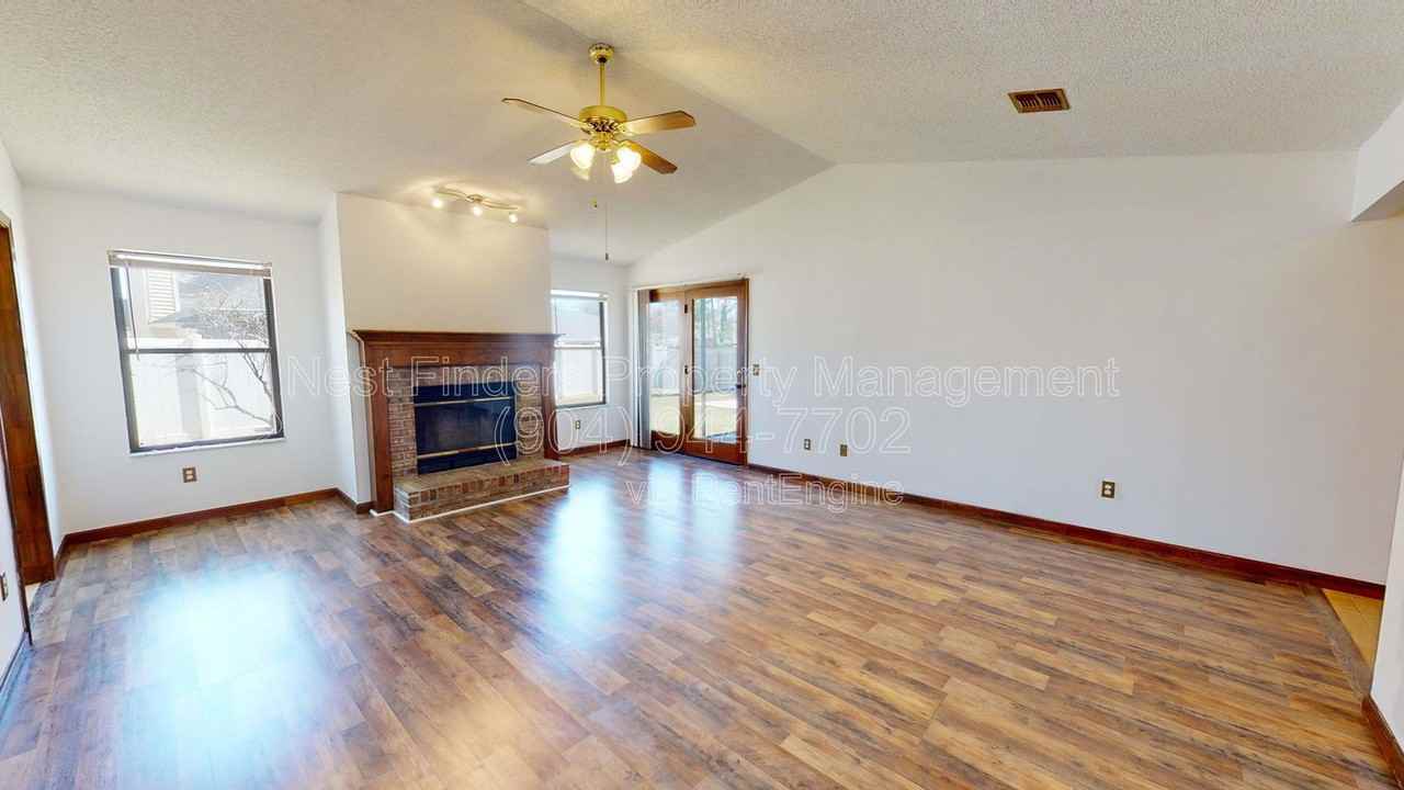 1607 Beverly Bay Ct - Photo 7 of 25