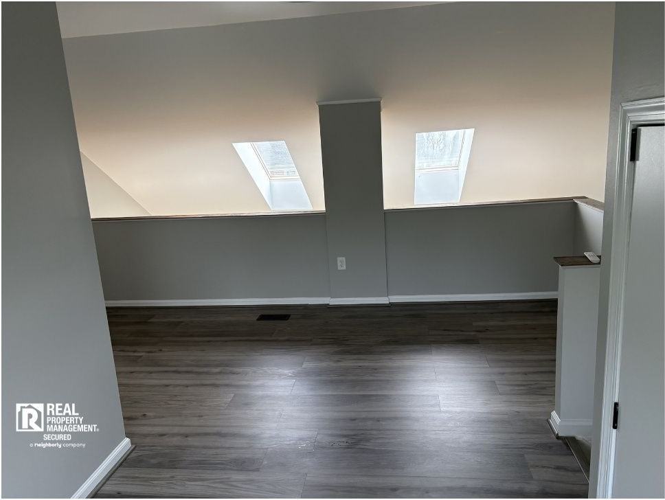 1346 Riverwood Way - Photo 5 of 12