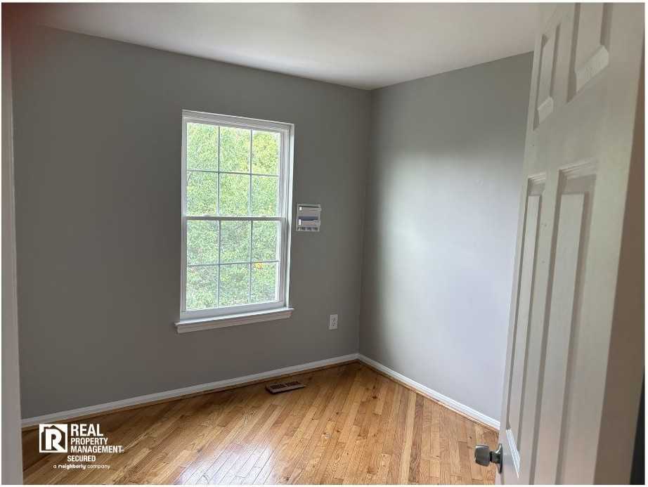 1346 Riverwood Way - Photo 6 of 12