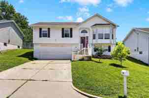 featured image of 10608 Canter Way
