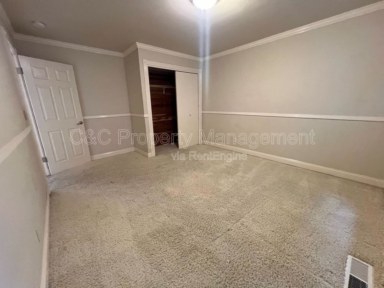 250 Monroe St #1 - Photo 7 of 11