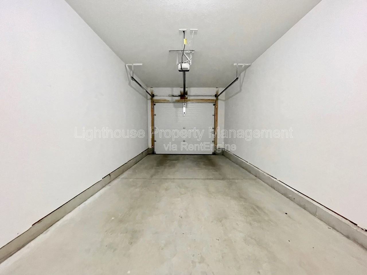 303 Baldwin St #B10 - Photo 3 of 32