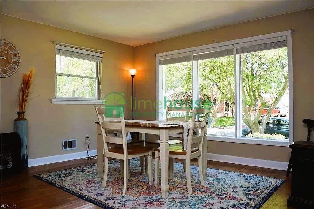 1439 Simpson Ct - Photo 6 of 15