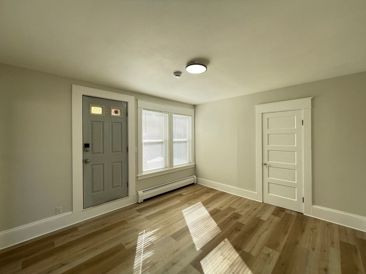 55 Henriette St #4 - Photo 2 of 12