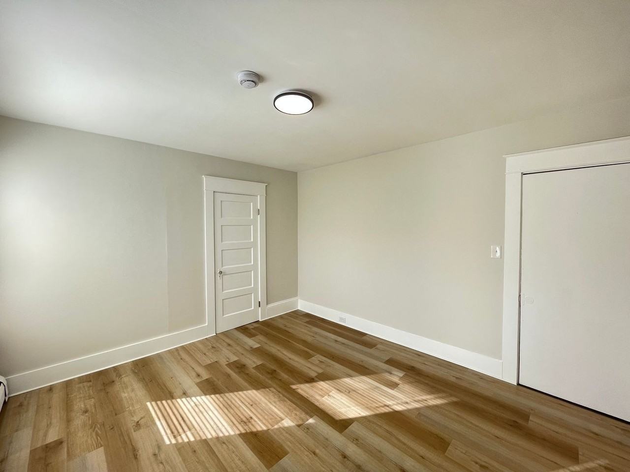 55 Henriette St #4 - Photo 3 of 12