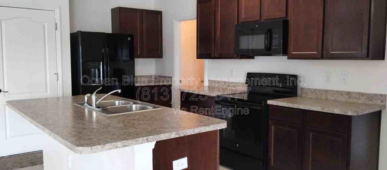 10532 Whispering Hammock Dr - Photo 3 of 15