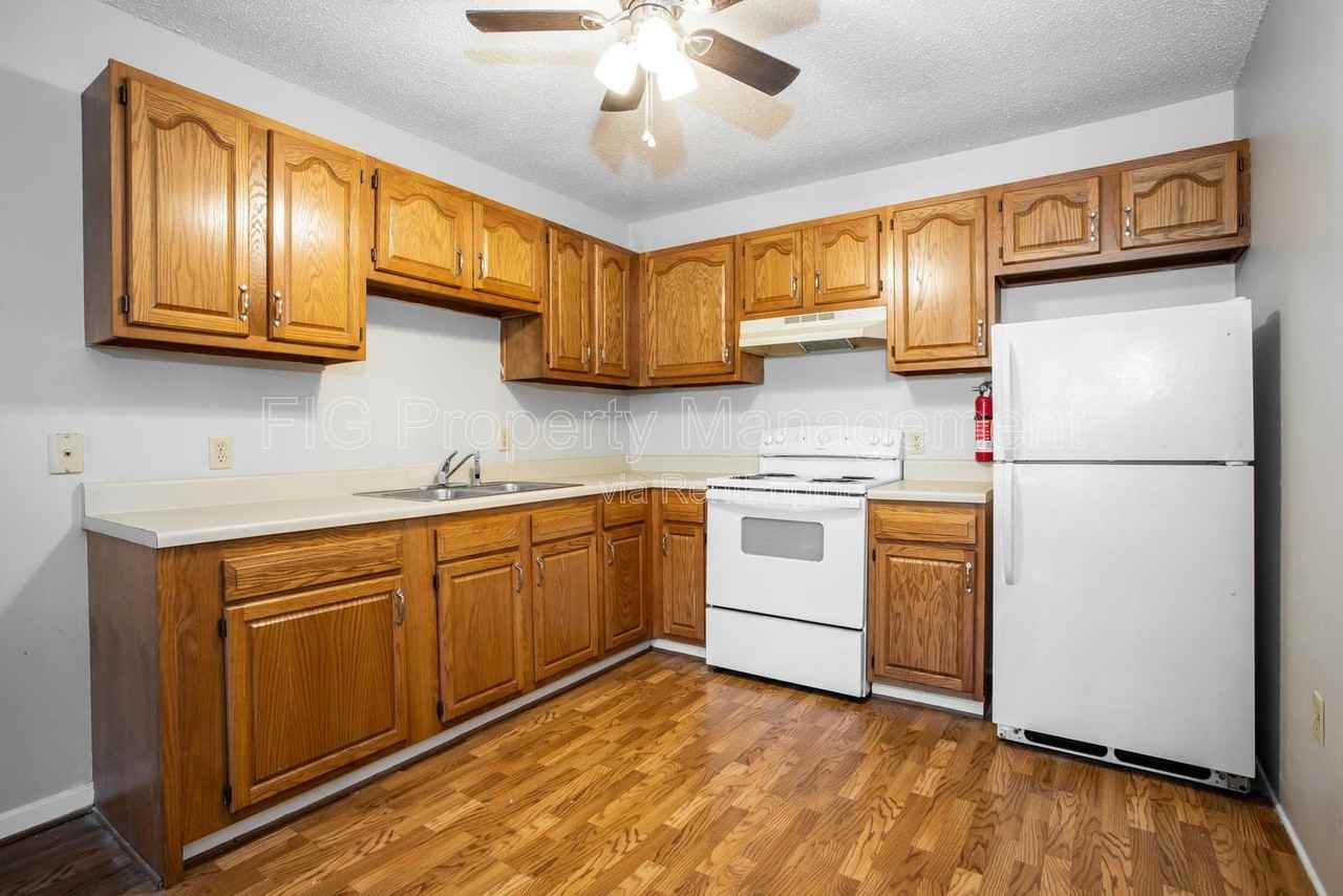 80 Jones Rd #11 - Photo 6 of 13