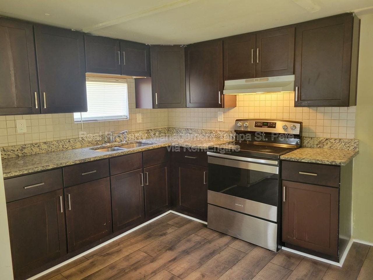 710 S 50th St #8 - Photo 7 of 18