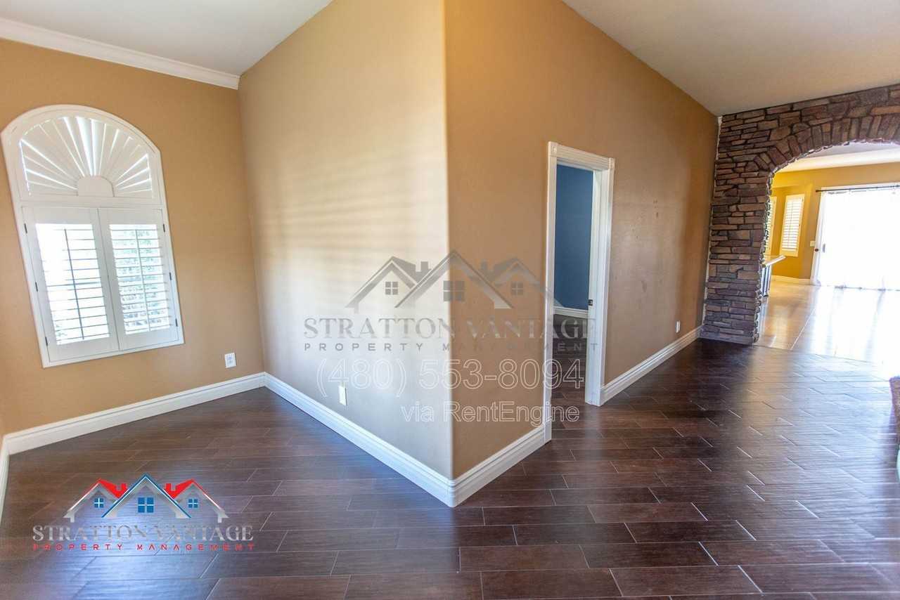 6105 W Topeka Dr - Photo 6 of 50