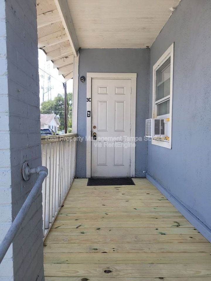803 E Lake Ave #C3 - Photo 3 of 10