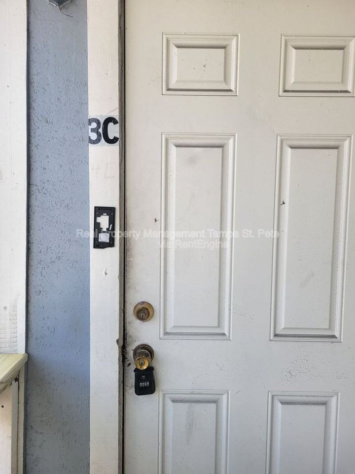 803 E Lake Ave #C3 - Photo 4 of 10