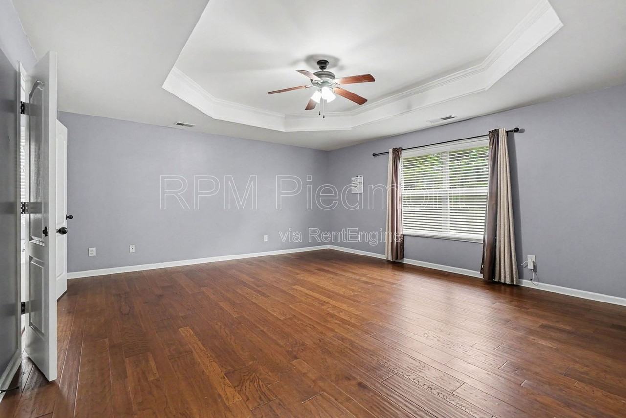 2909 Estate View Ct - Photo 4 of 41