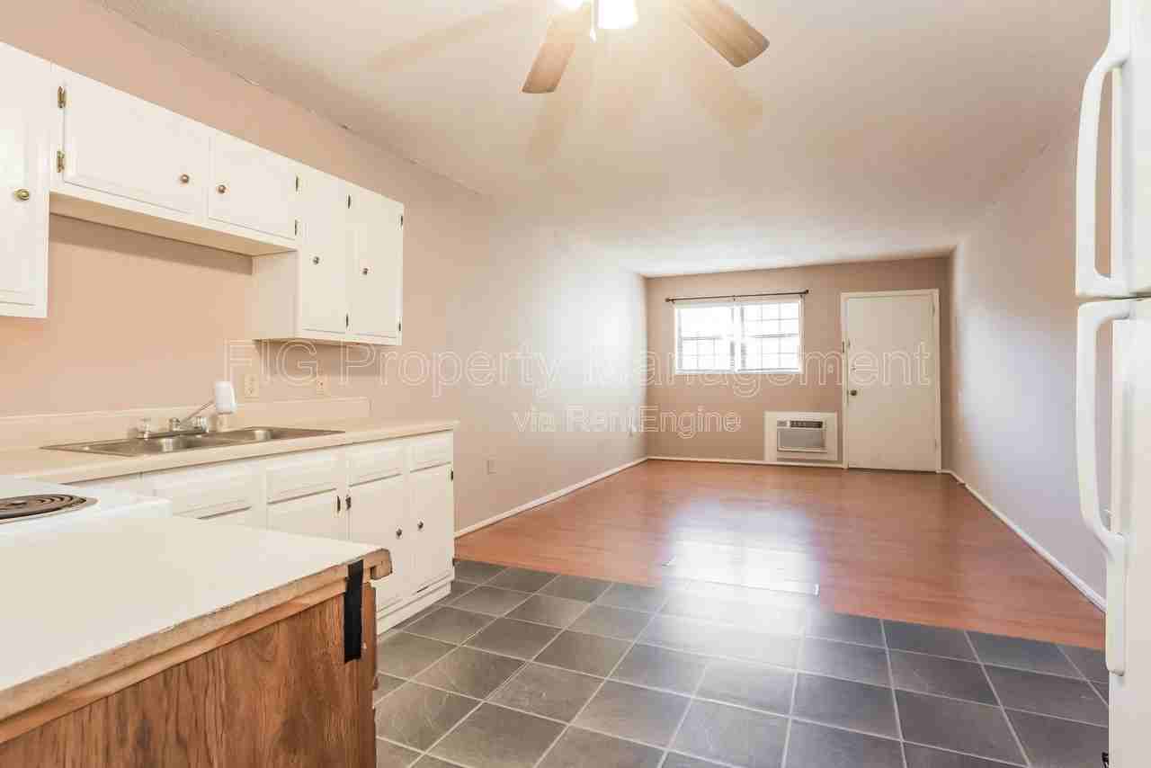 80 Jones Rd #33 - Photo 4 of 12