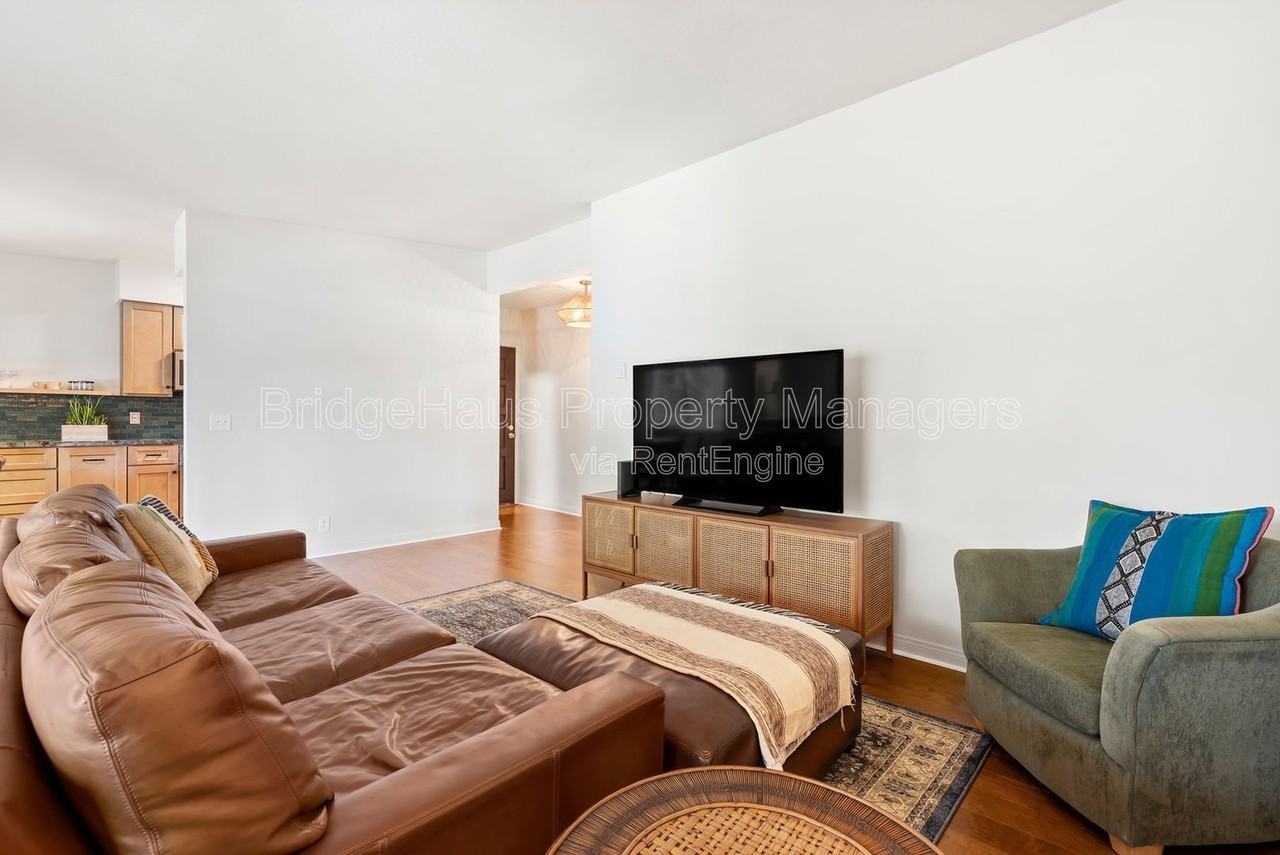 3972 Jackdaw St #301 - Photo 7 of 36