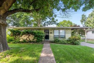 560 Bardot Dr - Photo 1 of 1