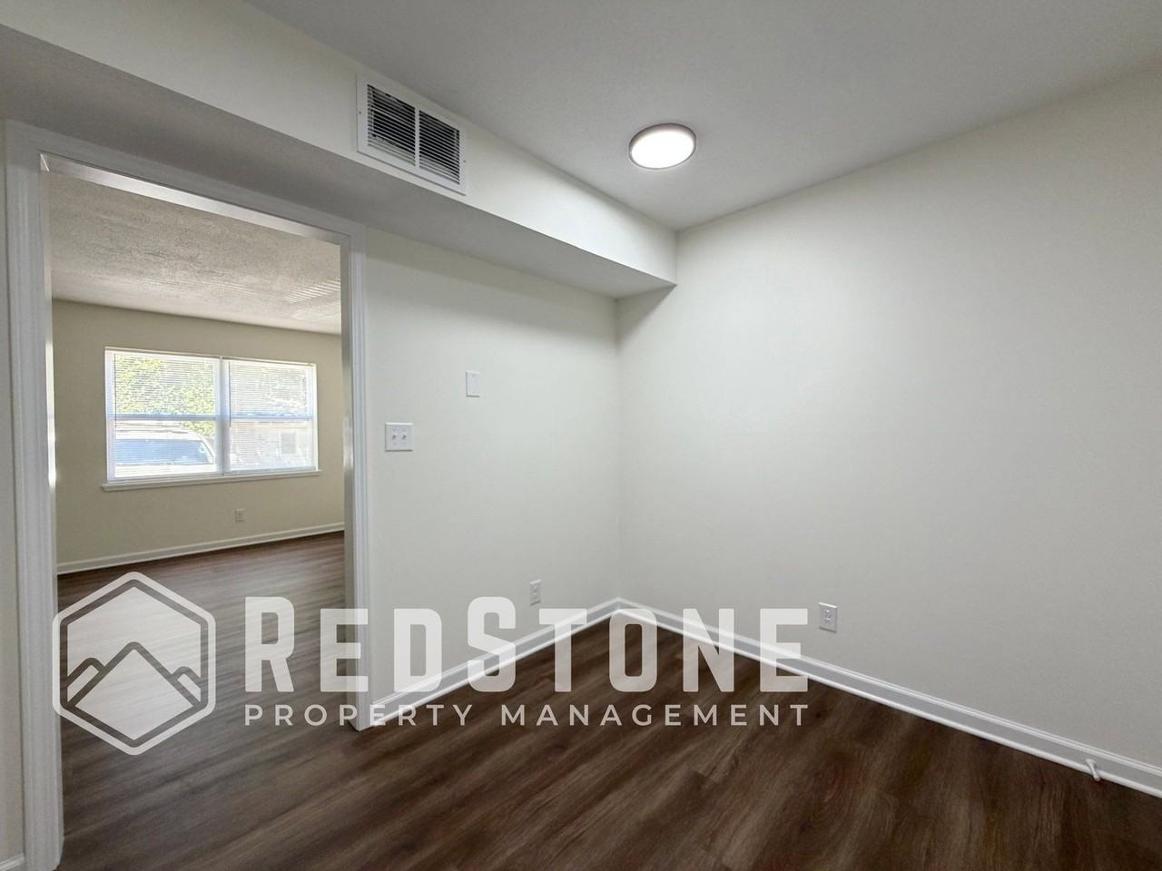 1507 Tucker St #C - Photo 7 of 19