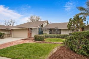 featured image of 23922 Avenida Entrana