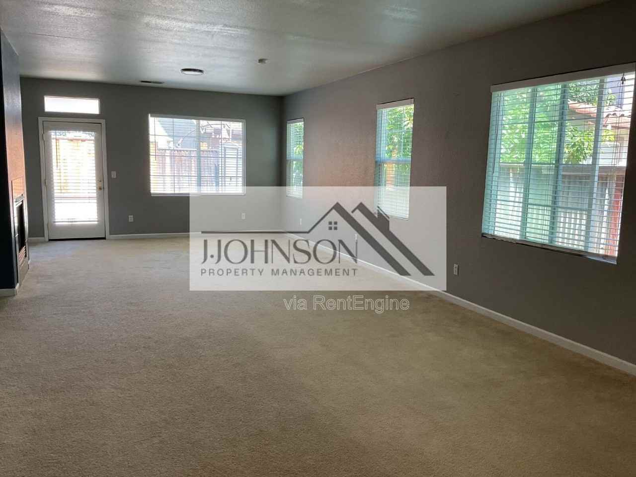 4343 Middlefield Dr - Photo 2 of 12
