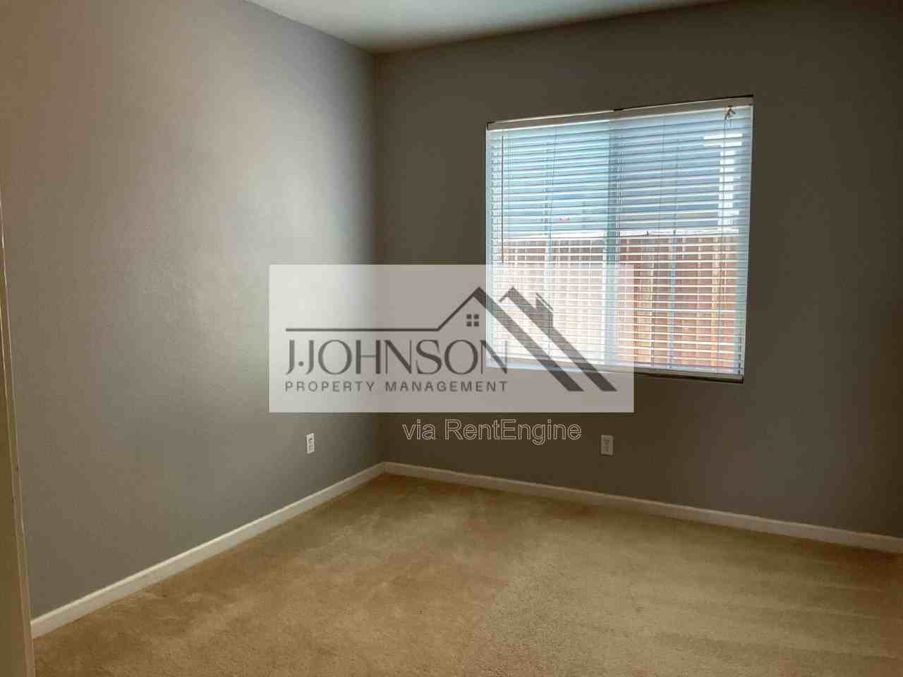 4343 Middlefield Dr - Photo 5 of 12