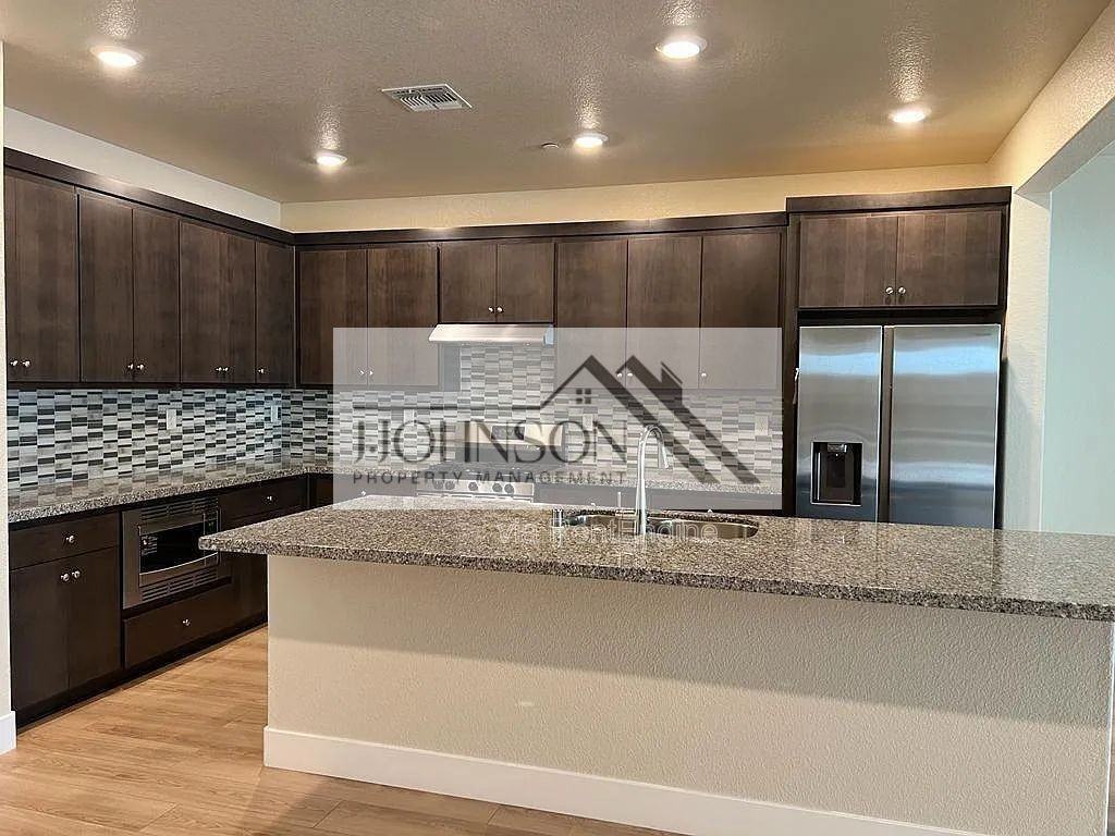 16972 Bernstein Ave - Photo 3 of 16