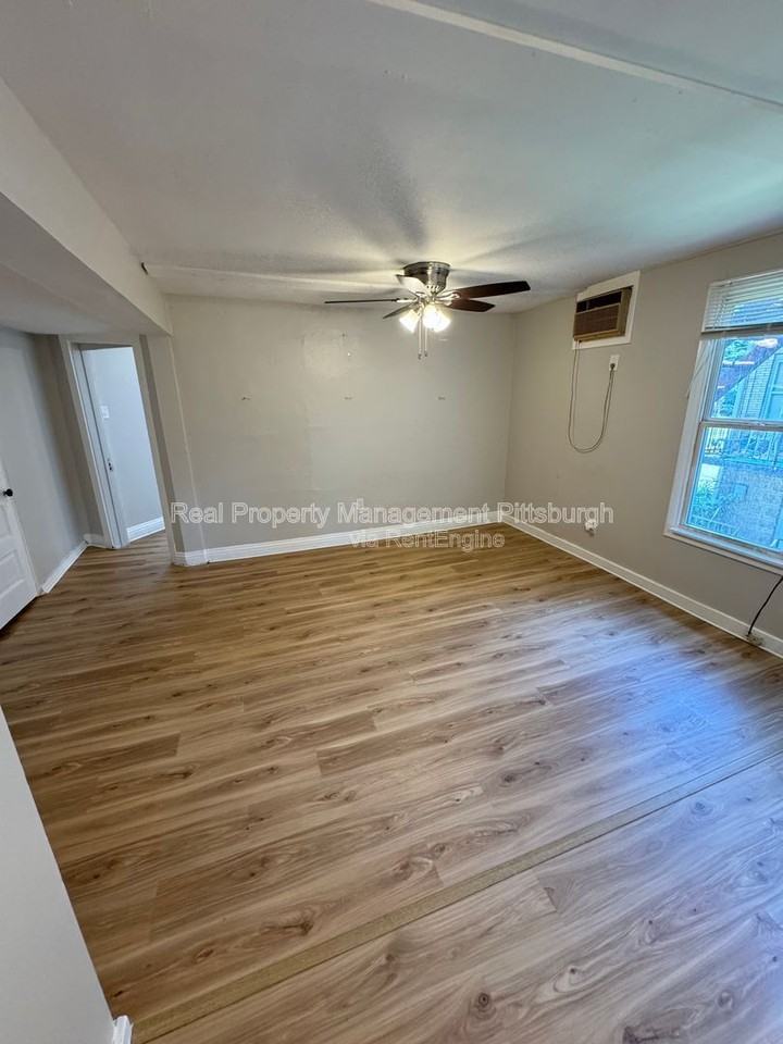173 Princeton Ave #4 - Photo 4 of 11