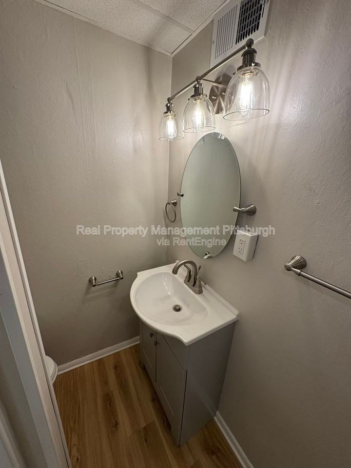 173 Princeton Ave #4 - Photo 7 of 11