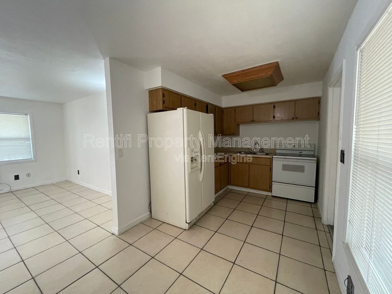 623 Joel Blvd #A - Photo 3 of 9