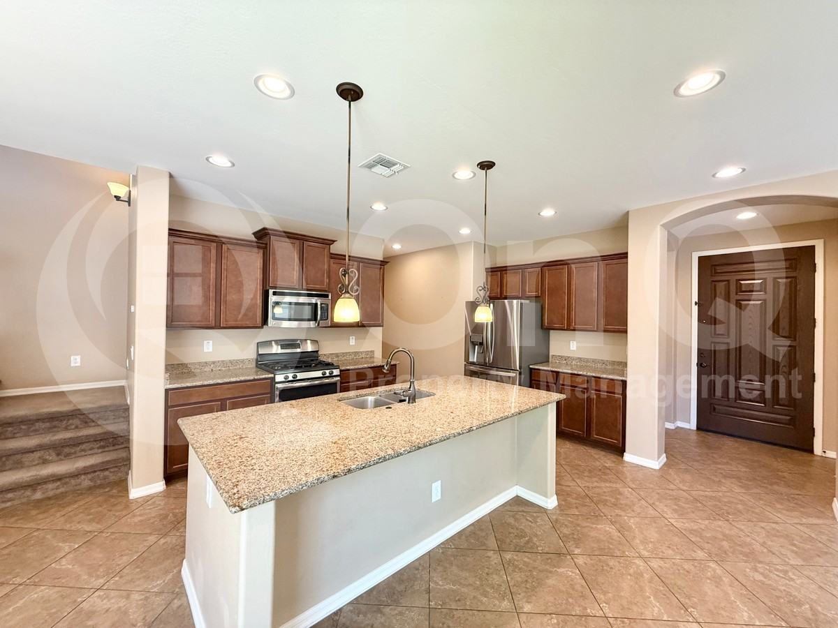 3825 E Gideon Way - Photo 3 of 38