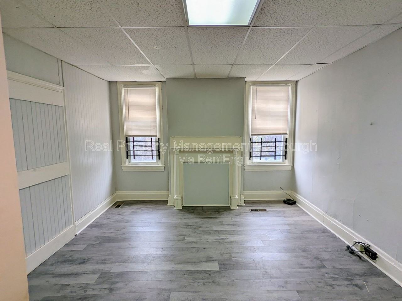 42 Van Braam St #2 - Photo 4 of 26
