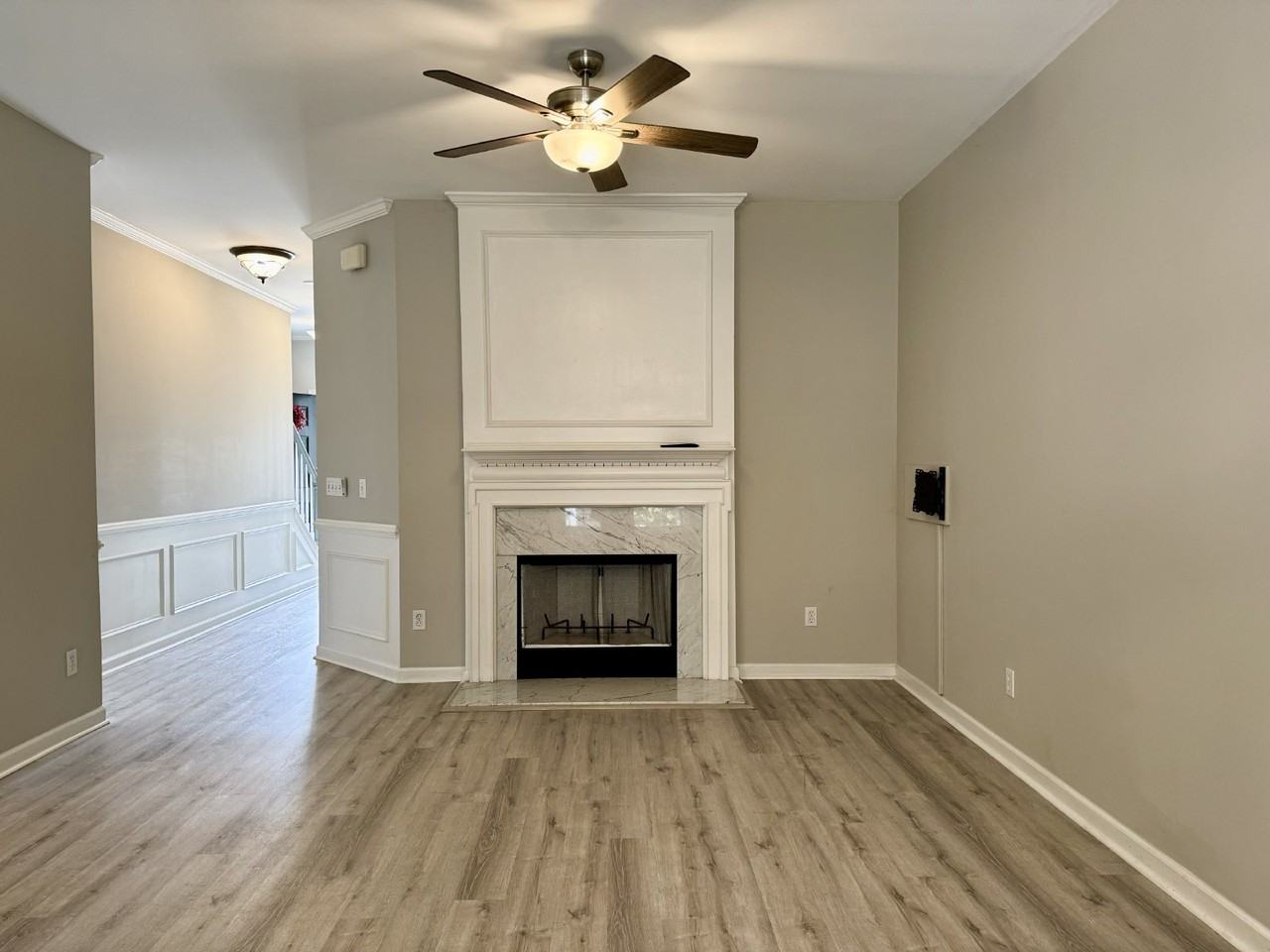 150 Westbury Park Way - Photo 7 of 37